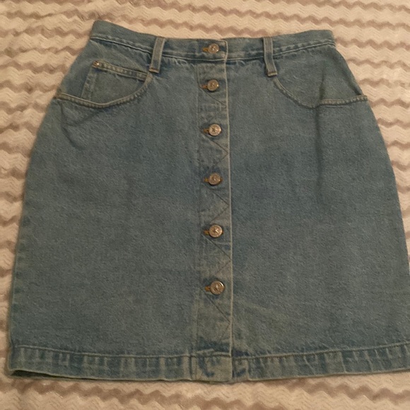 True Blue Dresses & Skirts - Short denim skirt. Juniors size 9/10. See pics for dimensions.